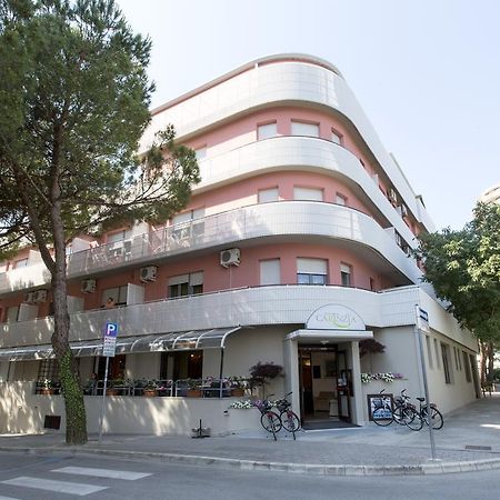 Aparthotel Carinzia Lignano Sabbiadoro Exteriér fotografie